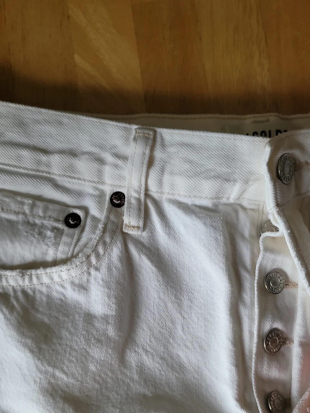 AGOLDE Parker Long Vintage Shorts in the Panna Cotta